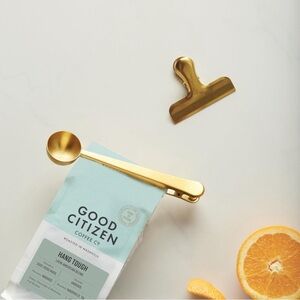 Coffee Accessories Clip Set 1-Tbsp Stainless Steel Scoop and Bag Clip Gold